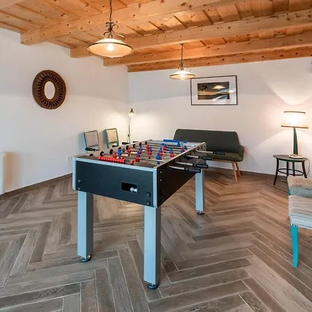 Oszter House With Pool - Happy Holiday home