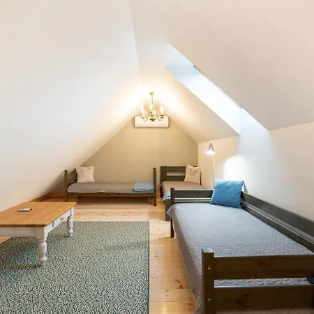 Oszter House With Pool - Happy Kekkut